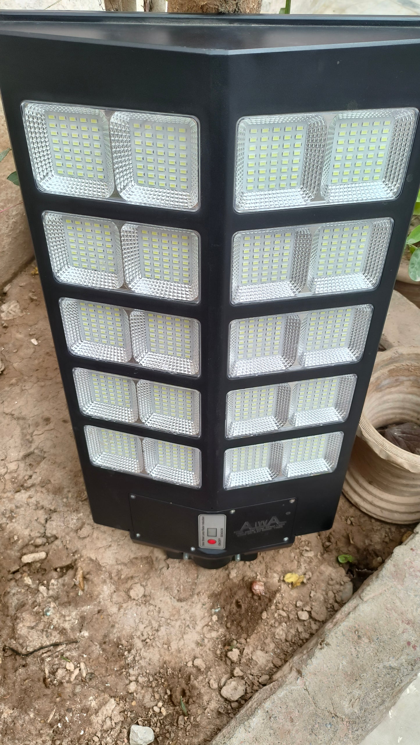 500W Solar Street Light 10 to 12 Hours Full Night Battery backup