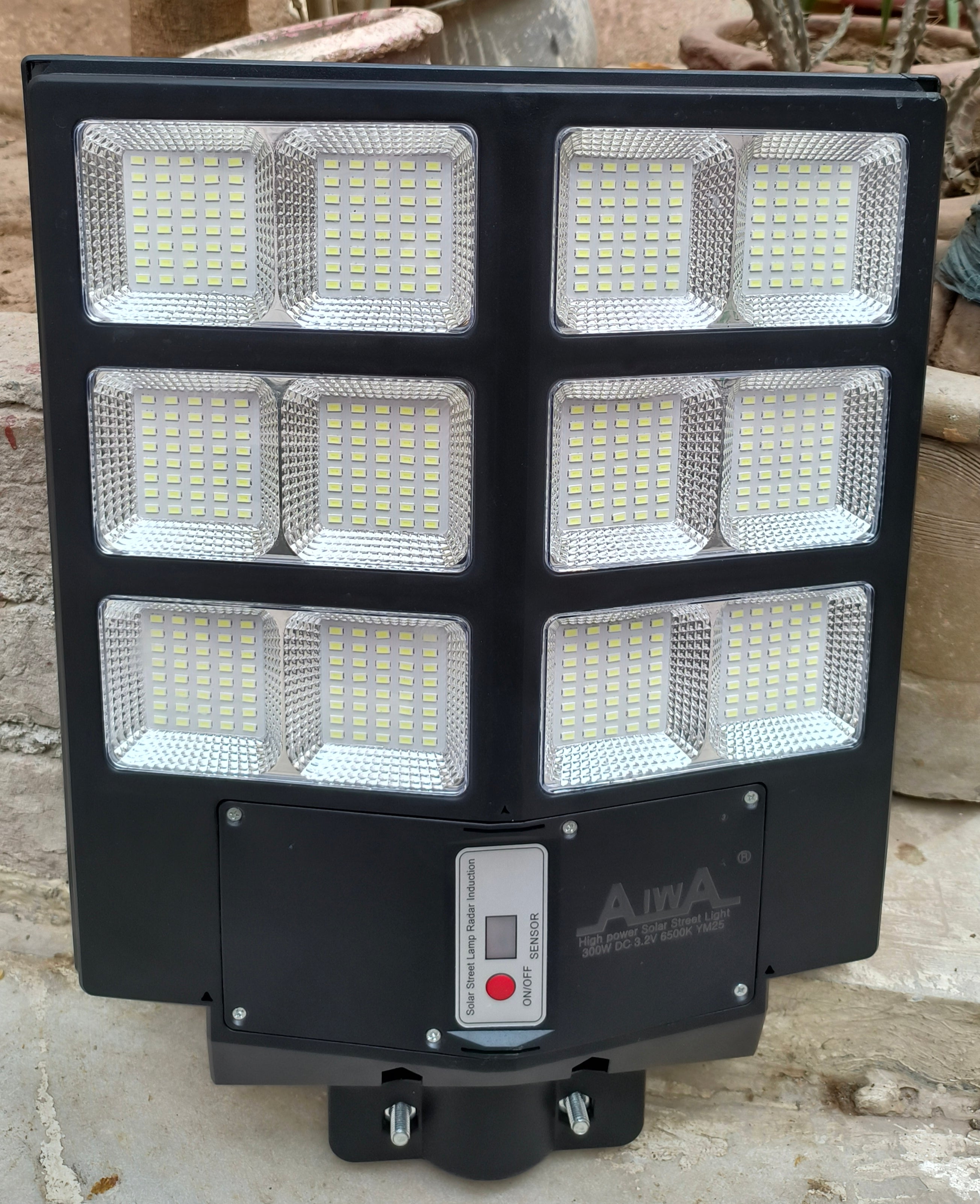 300W Solar Street Light | Remote control | 8-12 Hours Battery Backup | Complete Fitting Accessories