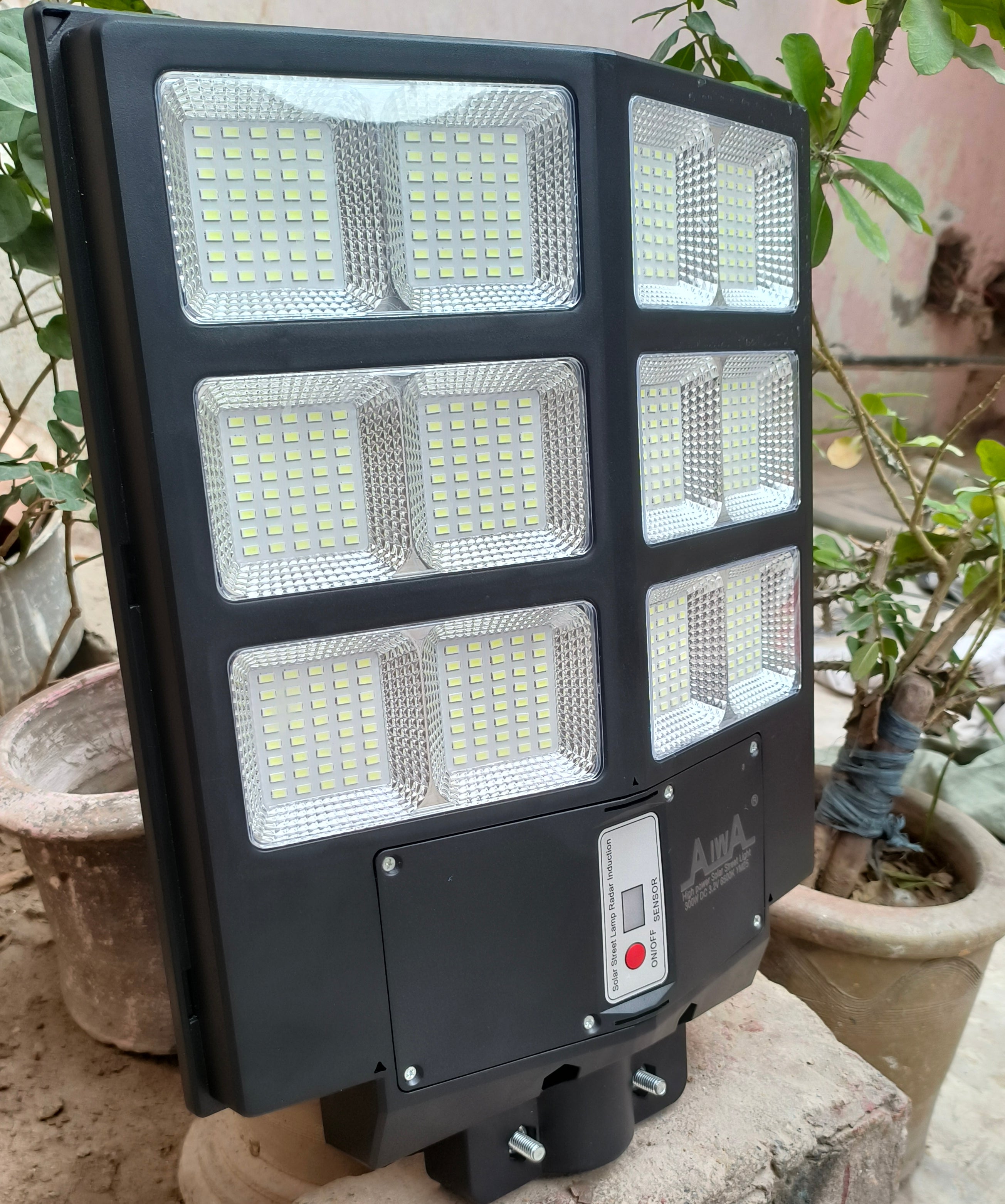 300W Solar Street Light | Remote control | 8-12 Hours Battery Backup | Complete Fitting Accessories