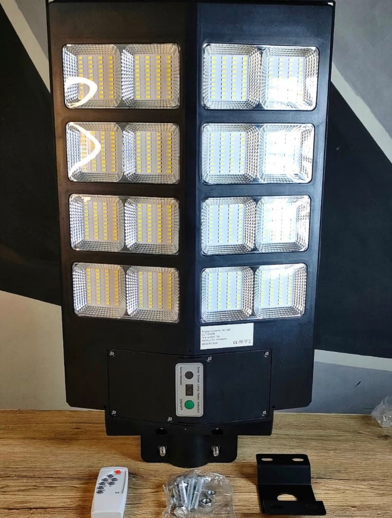 400W Solar Street Light | Remote control | 8-12 Hours Battery Backup | Complete Fitting Accessories